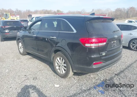 2018 Kia Sorento 2.4L Lx z USA, uszkodzony, nr VIN 5XYPG4A33JG371496